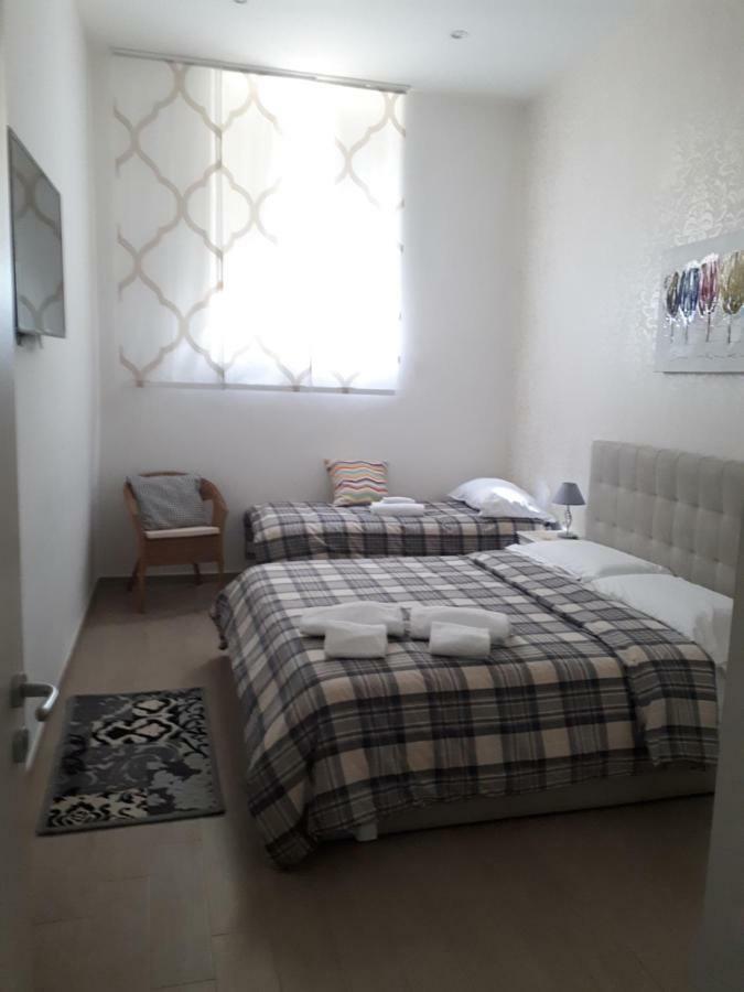 Garibaldi House Apartment Naples Exterior photo