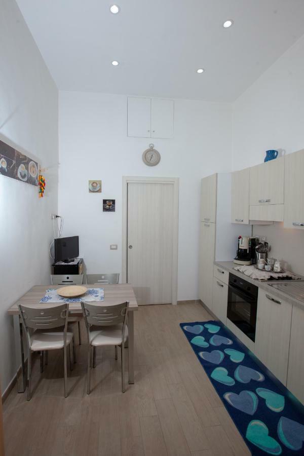 Garibaldi House Apartment Naples Exterior photo